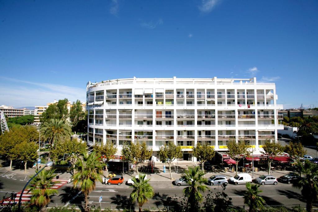 סאלו Apartbeach Royal Apartments מראה חיצוני תמונה