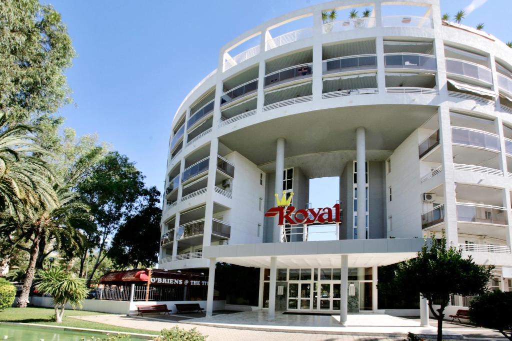 סאלו Apartbeach Royal Apartments מראה חיצוני תמונה