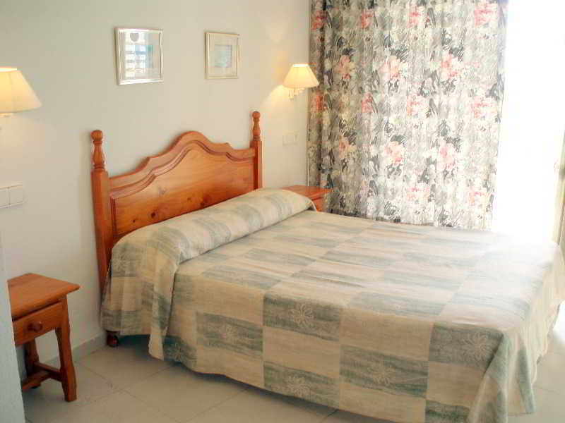 סאלו Apartbeach Royal Apartments מראה חיצוני תמונה