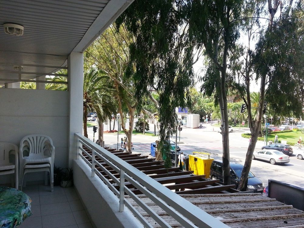 סאלו Apartbeach Royal Apartments מראה חיצוני תמונה