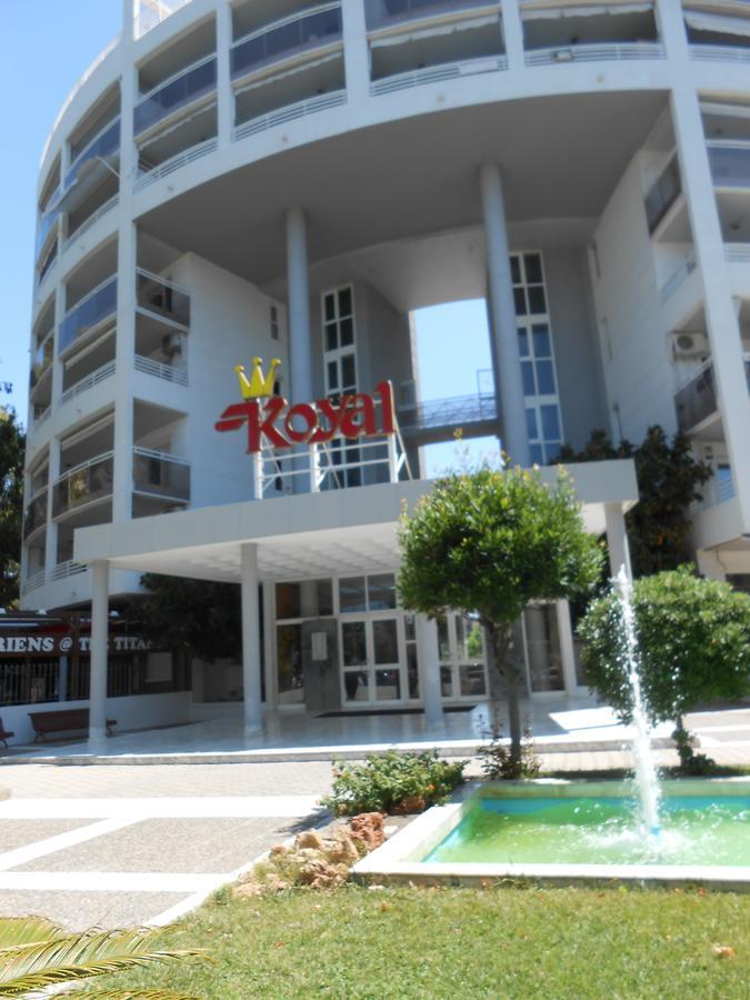 סאלו Apartbeach Royal Apartments מראה חיצוני תמונה