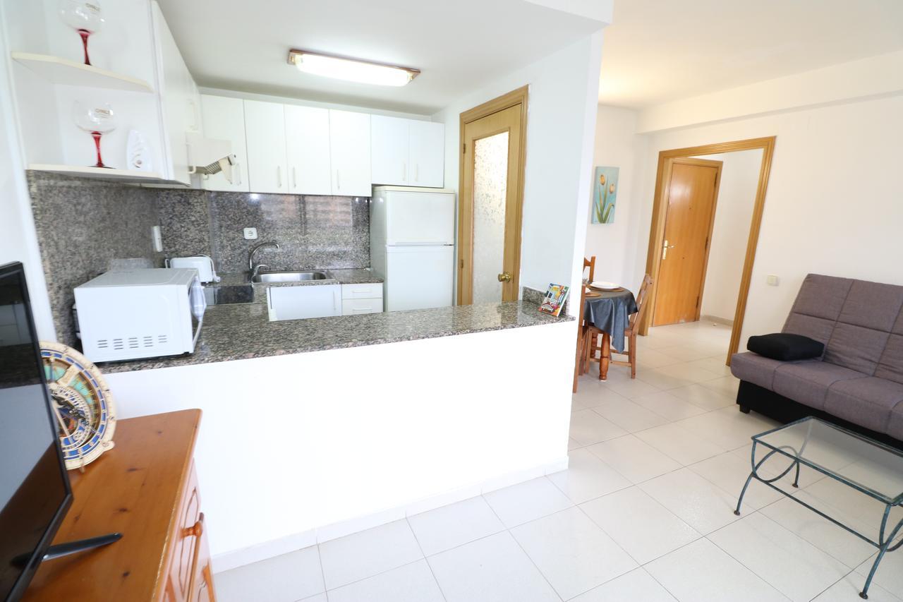 סאלו Apartbeach Royal Apartments מראה חיצוני תמונה