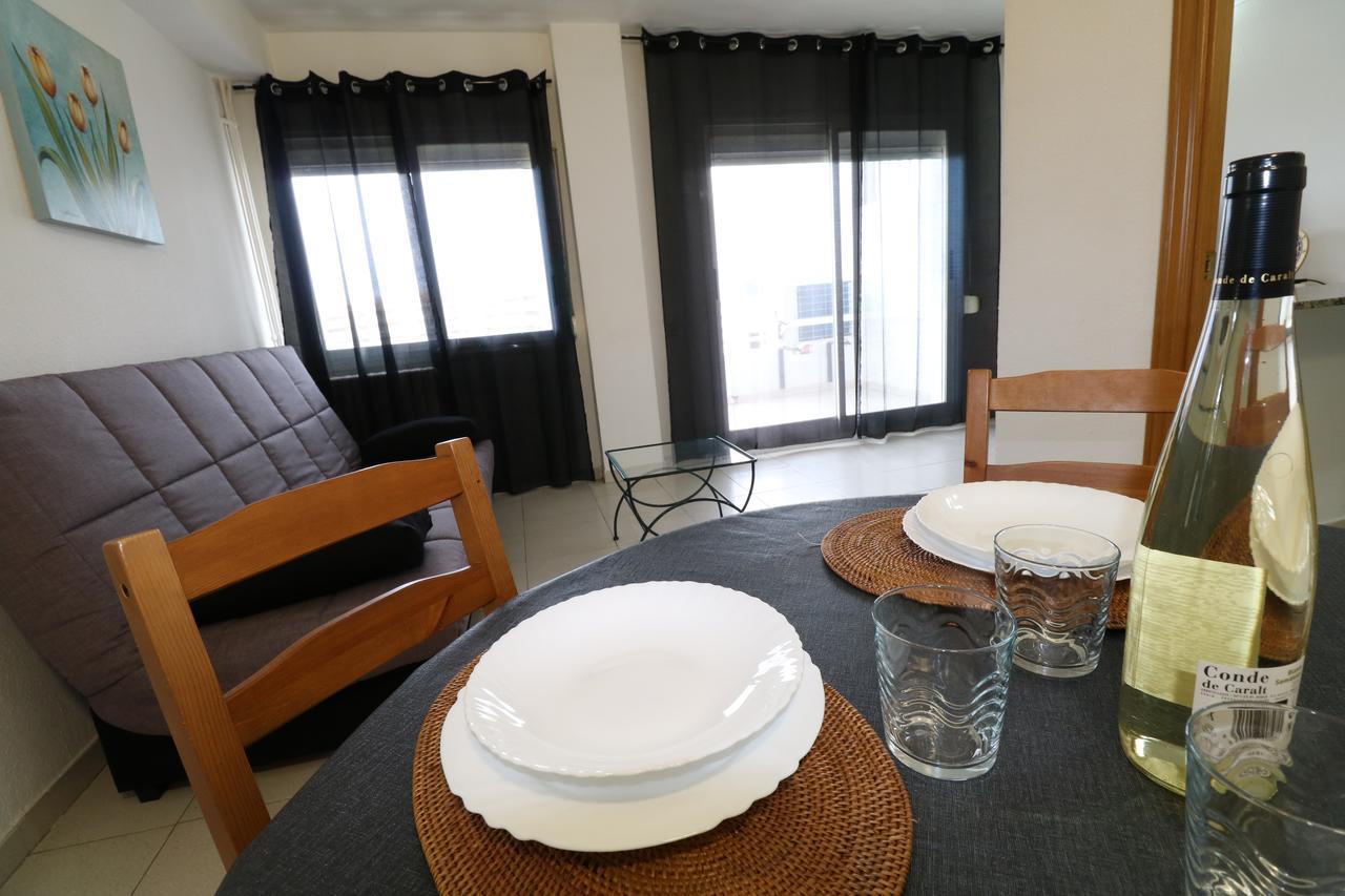 סאלו Apartbeach Royal Apartments מראה חיצוני תמונה