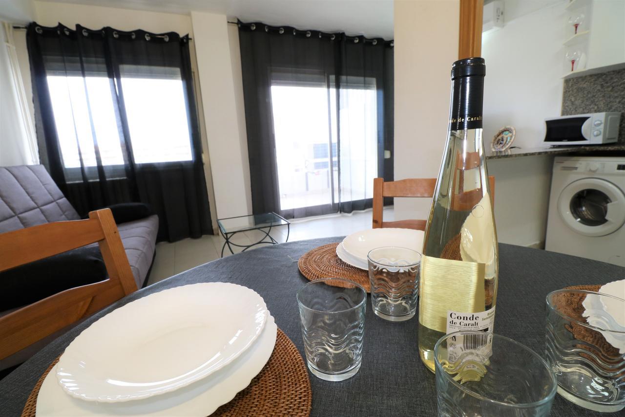 סאלו Apartbeach Royal Apartments מראה חיצוני תמונה